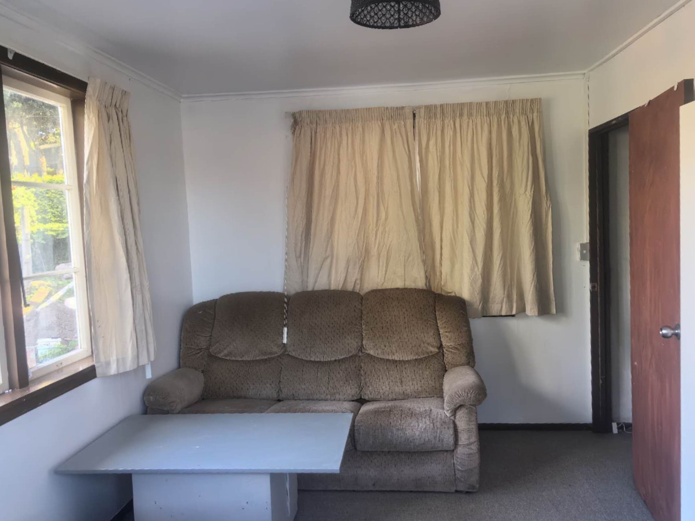 Seaview Terrace Room to rent in Mount Albert nzflatmates