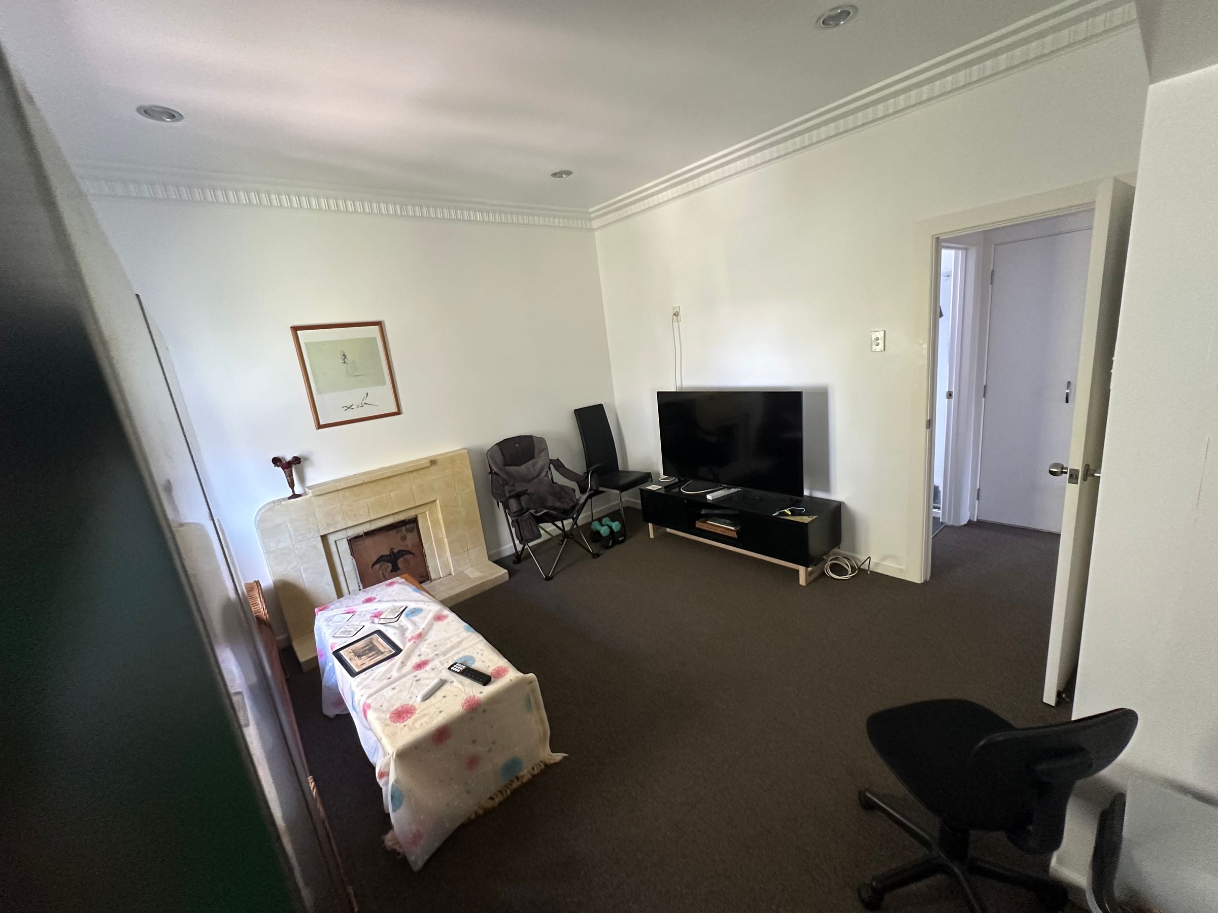 Flat Photo