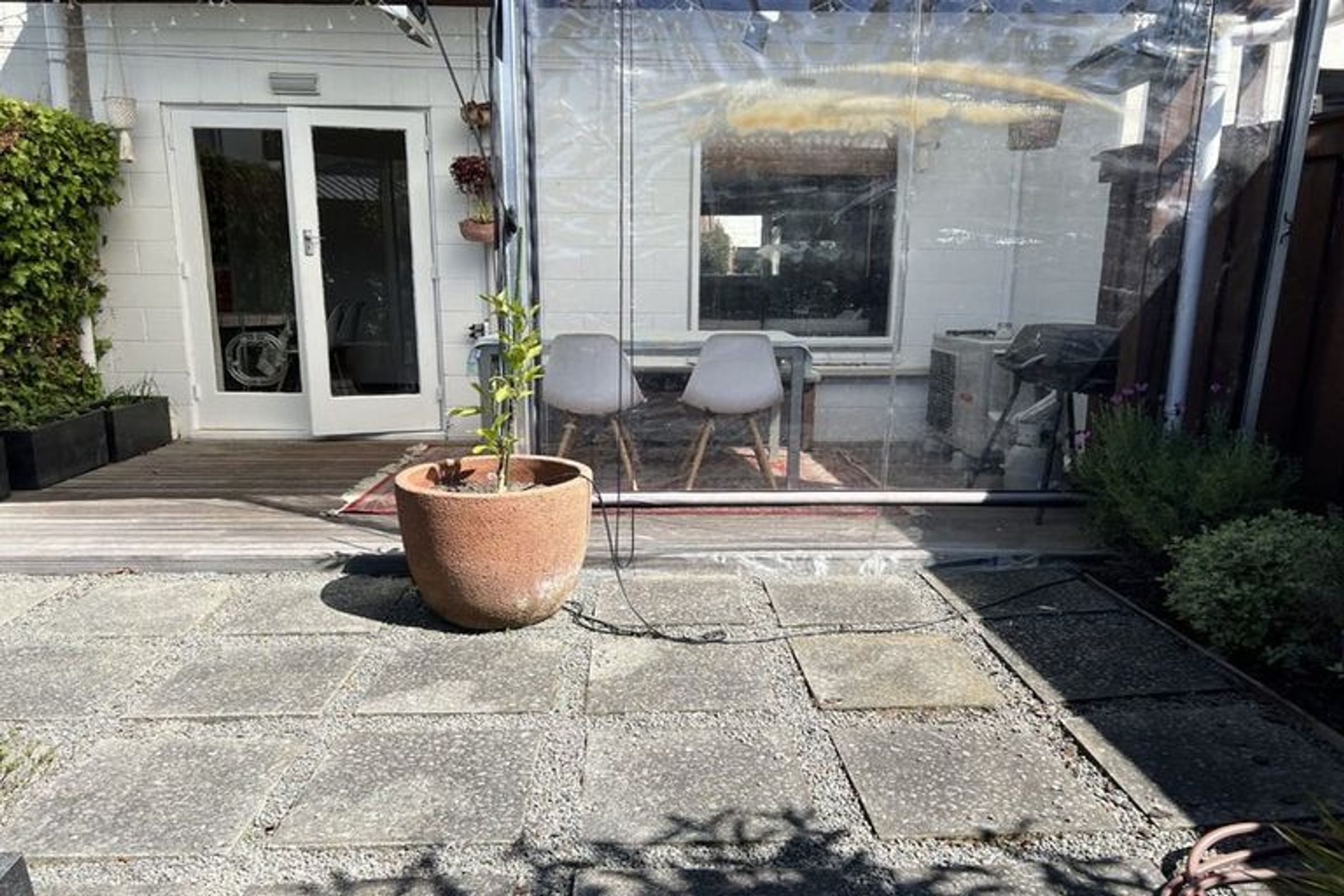 Flat Photo