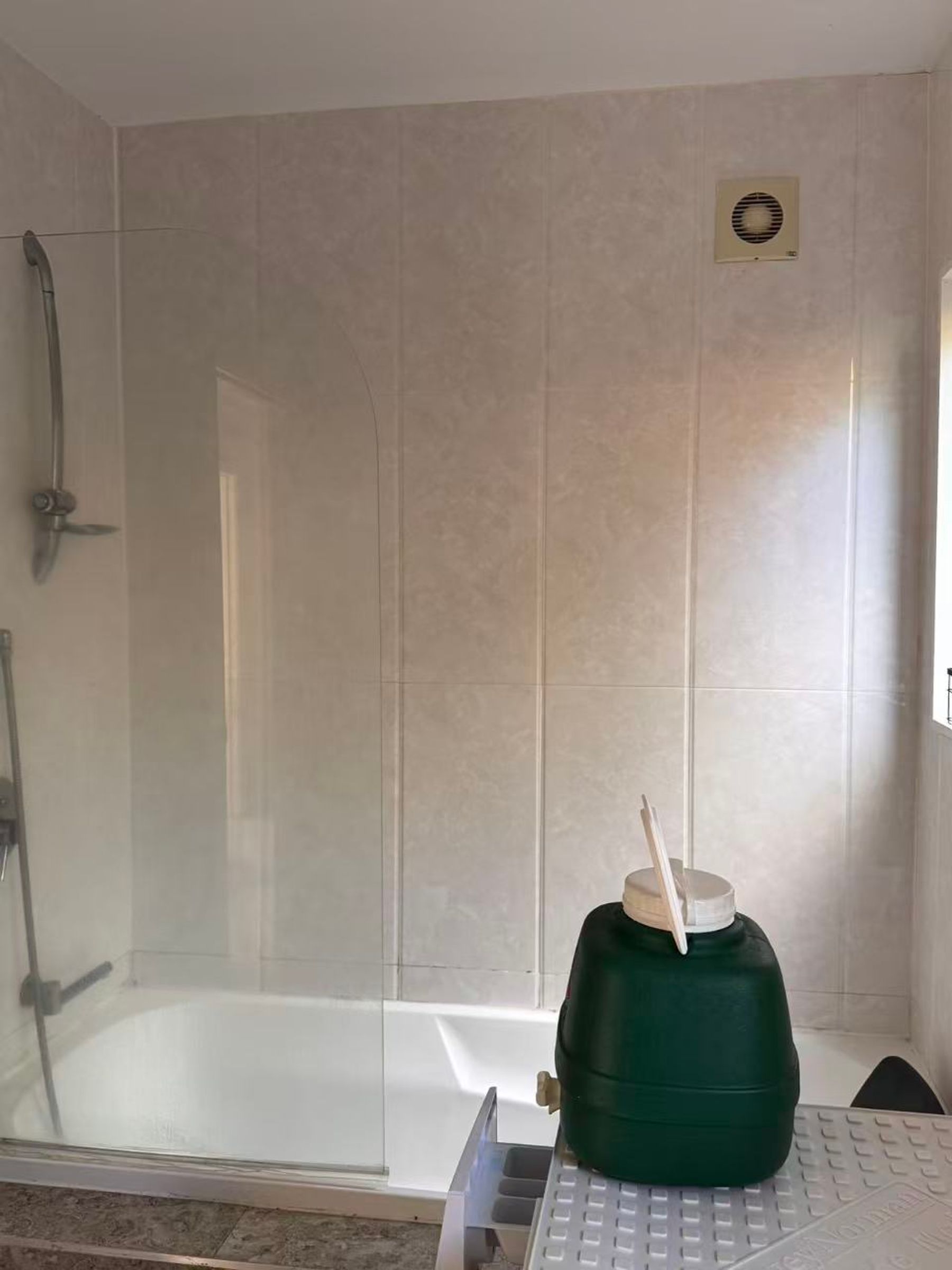 Flat Photo