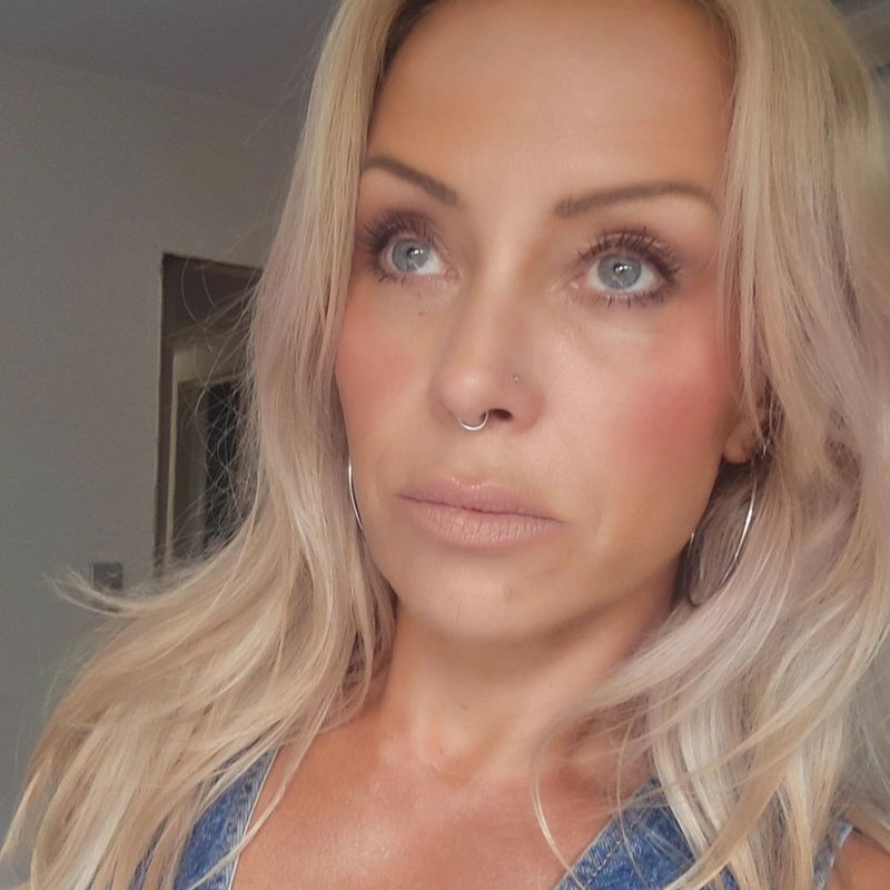 Photo of Carly Nicholson